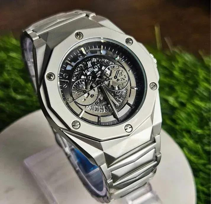 Diomand Cut Chain Watch