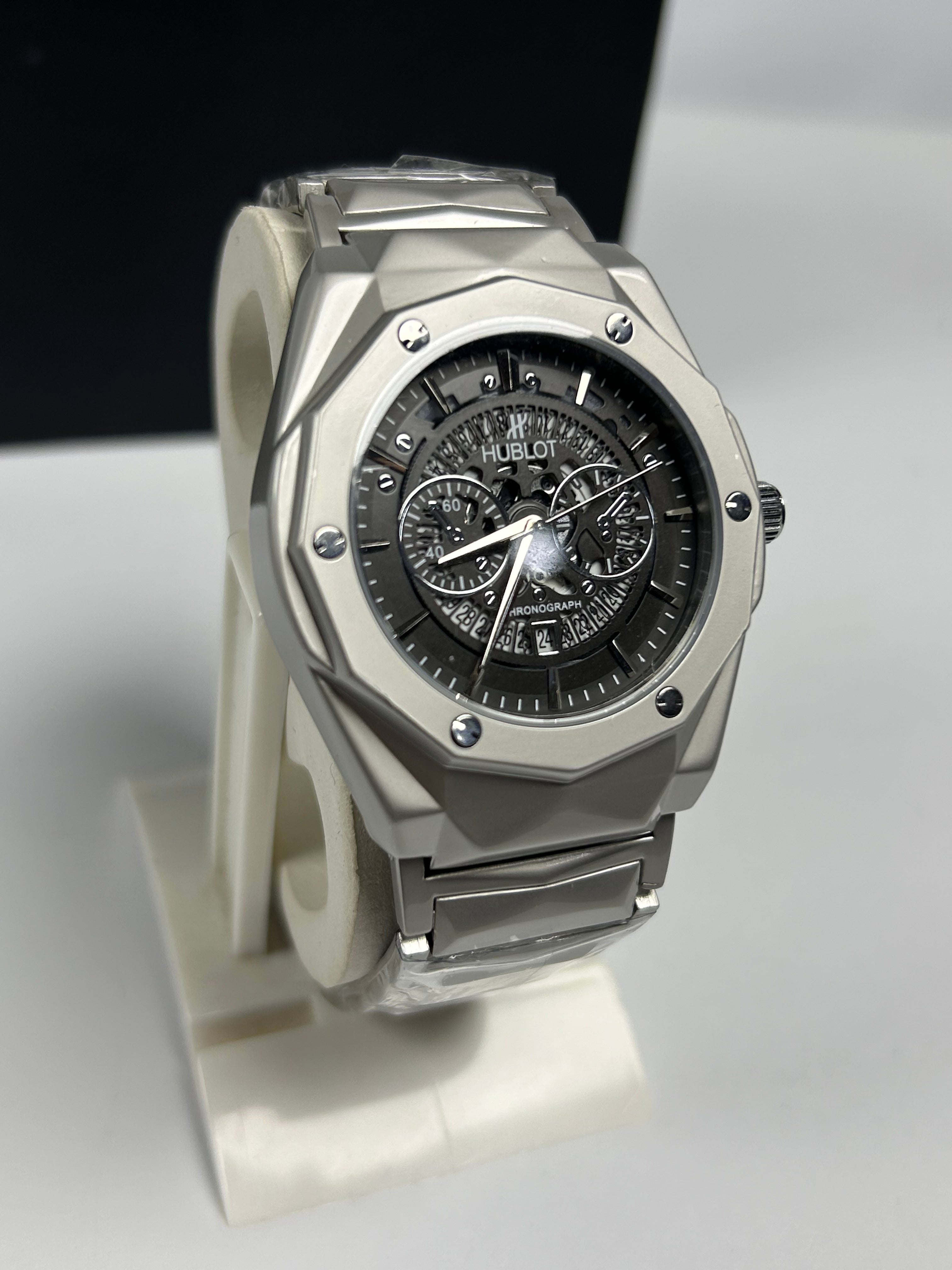 Diomand Cut Chain Watch