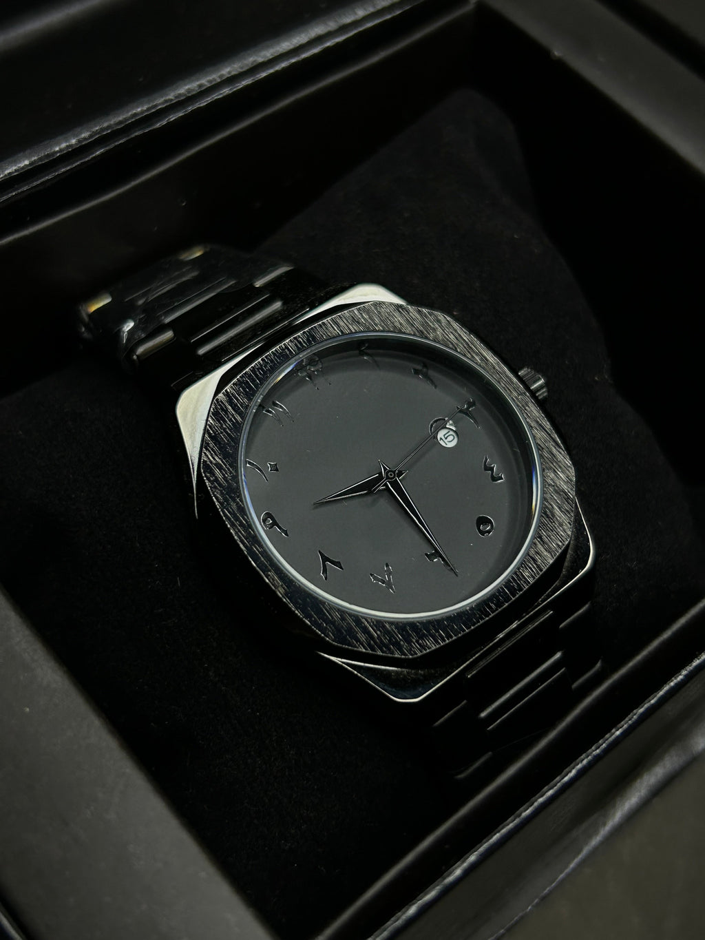 Metallic Arabic AURA