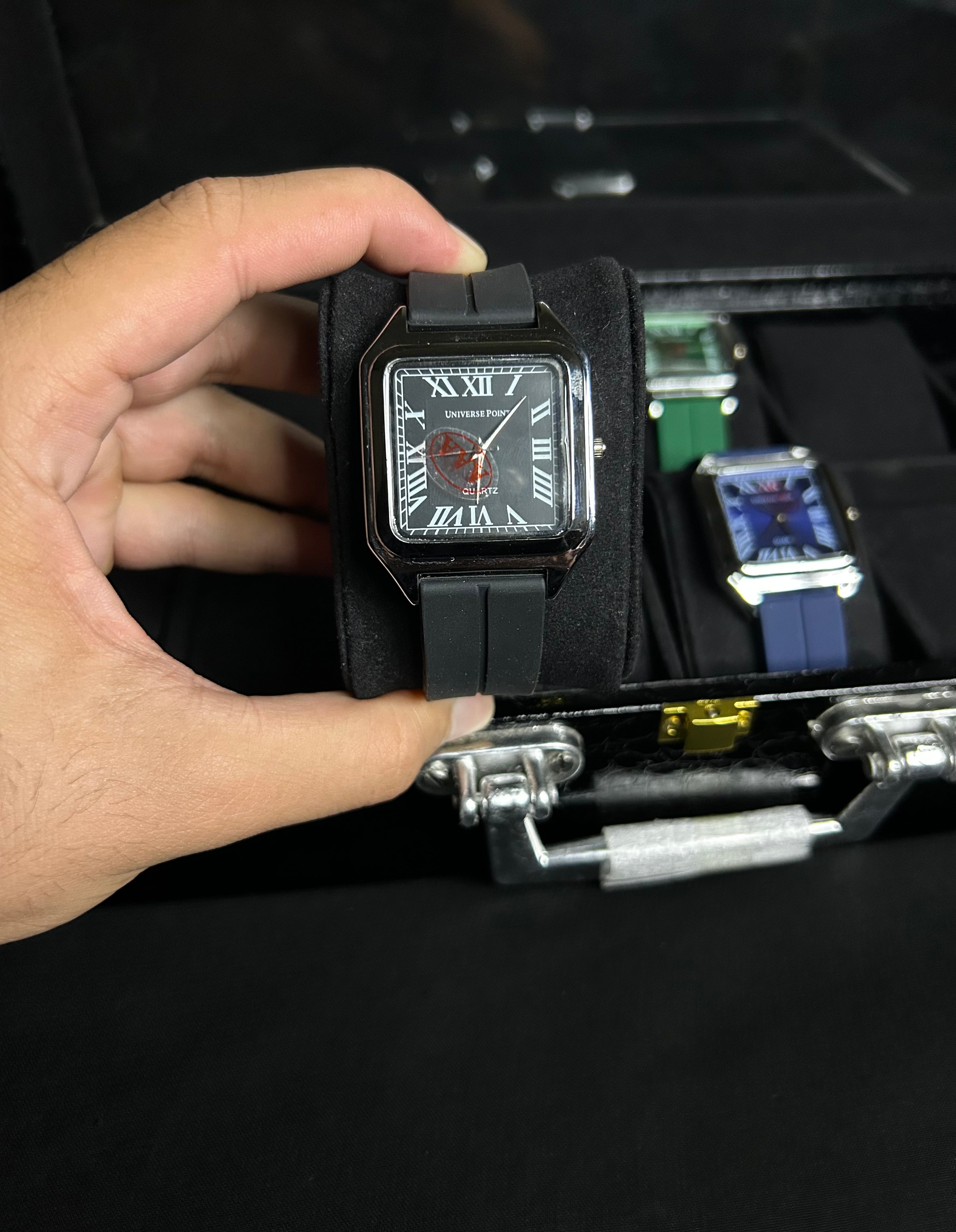 Universal Point Watch